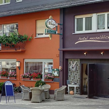 Hotel Restaurant Moselblick Wintrich Exteriör bild